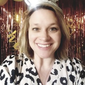 Meet your Posher, Holly